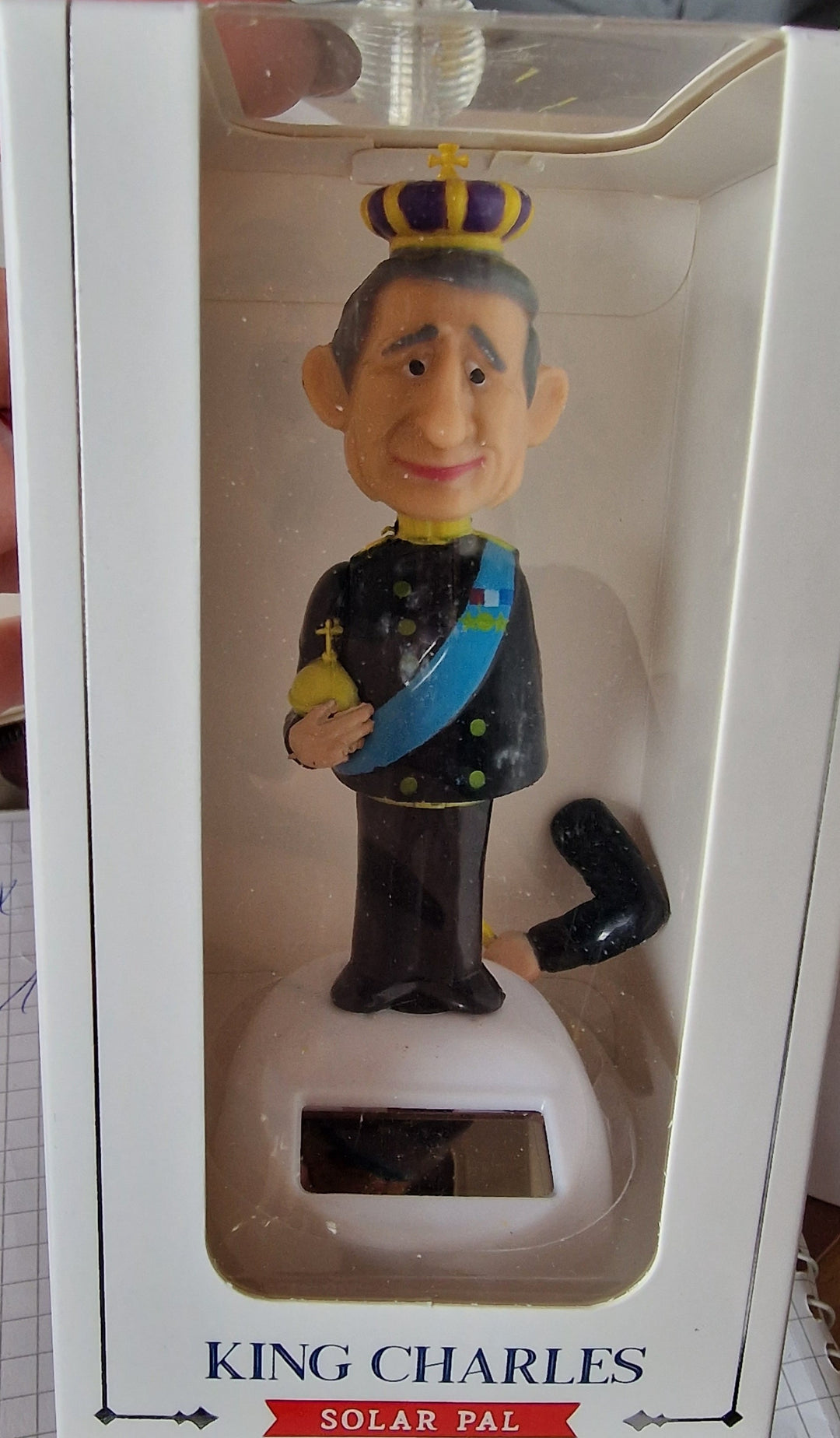 SALE !!! Defekt !!! King Charles III: Solar Figur - British Moments / Fernweh-Kaufhaus