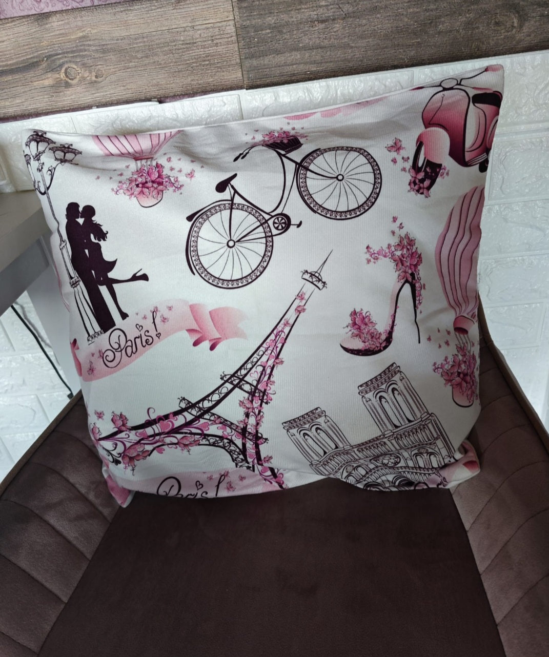 Zierkissen- Bezug " Paris "