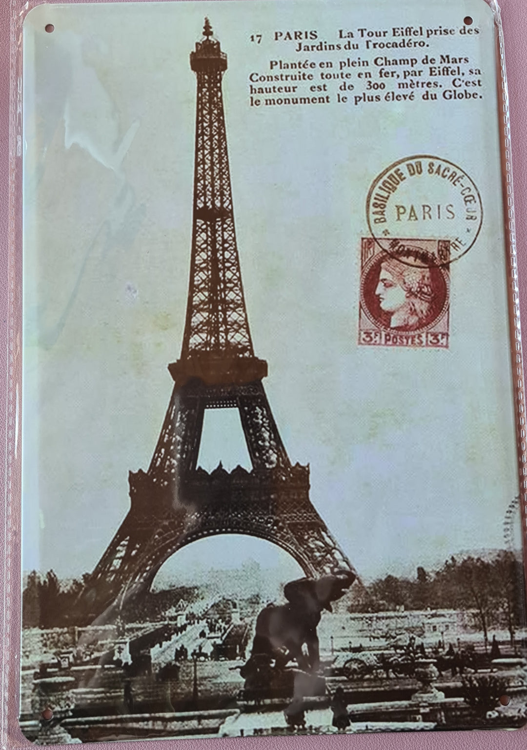 Blechschild "Eiffelturm Paris/Briefmarke" - British Moments / Fernweh-Kaufhaus