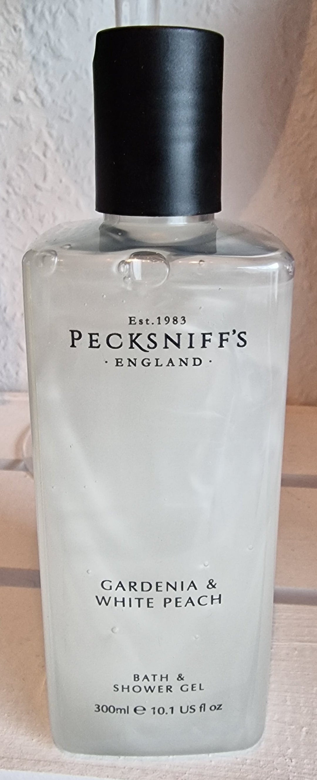 Pecksniff's Gardenia & White Peach Bath & Shower Gel 300 ml