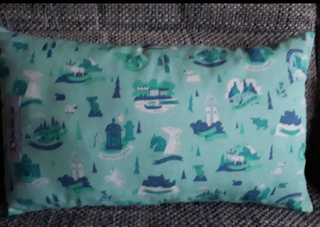 Reisekissen Motiv "Schottische Sehenswürdigkeiten " , mintgrün Größe 35cm x 22 cm, Handarbeit - British Moments