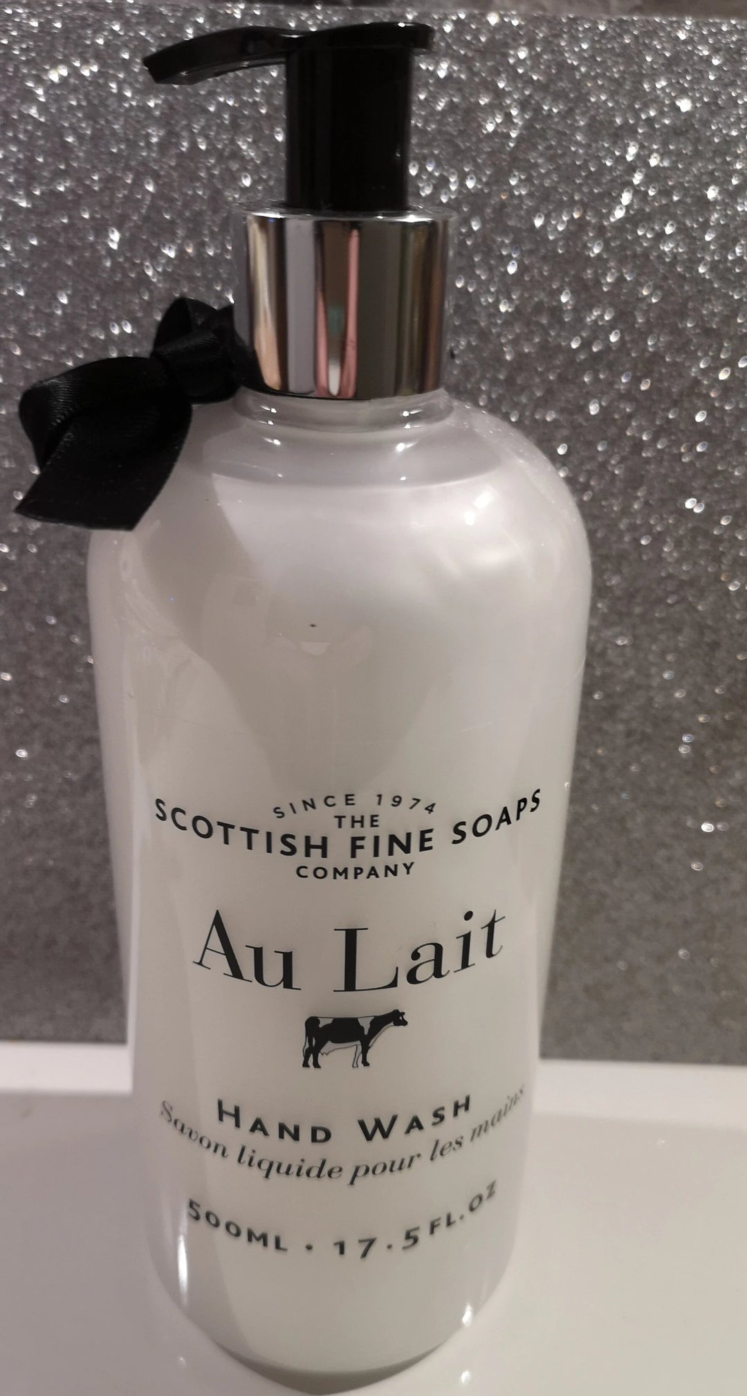 Scottish Fine Soaps Serie "Au Lait " Cremige Flüssigseife 500 ml - British Moments