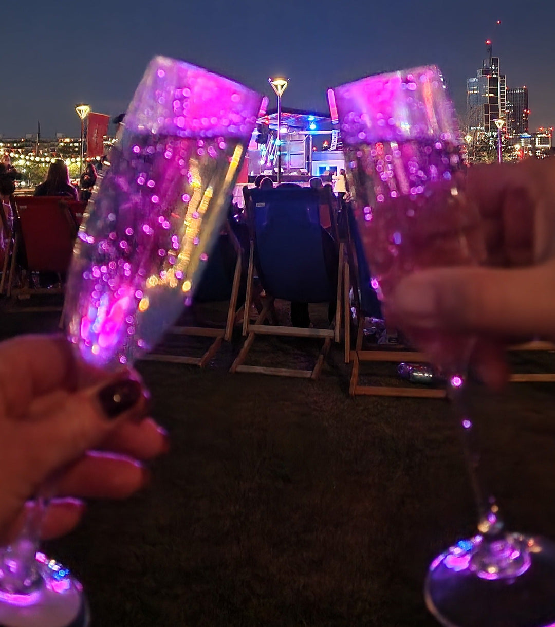 1 Glas Prosecco zur  Tea Time Eutin - British Moments / Fernweh-Kaufhaus