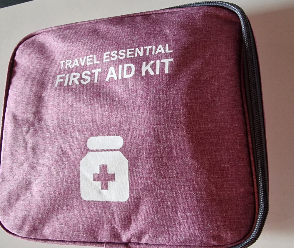 Erste Hilfe Tasche für die Reise ( ohne Inhalt ), lila