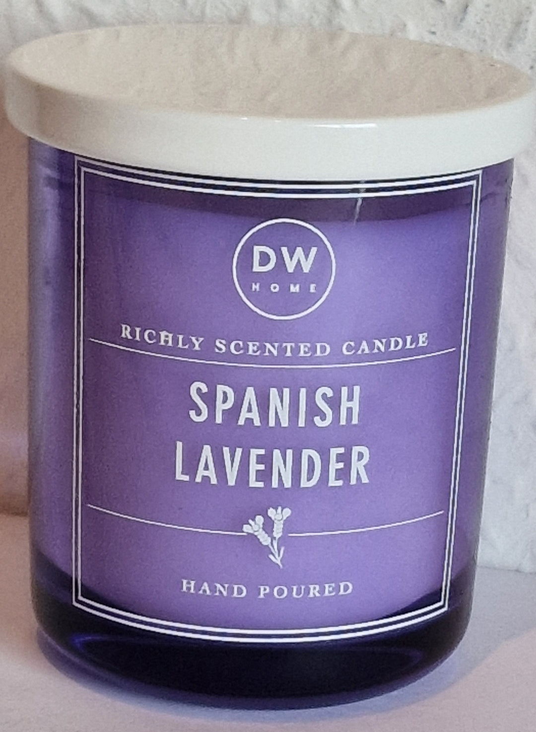 Handgegossene Duftkerze  "Spanish Lavender  ".  108 gr.