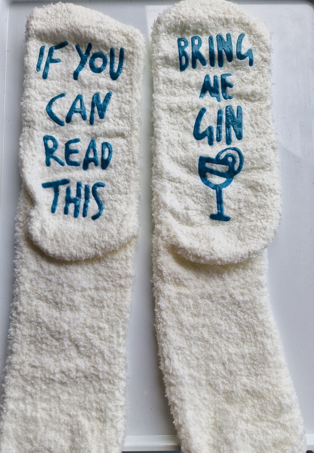 Damensocken, wollweiß " If you can read this - bring me gin" Gr.  35-38 