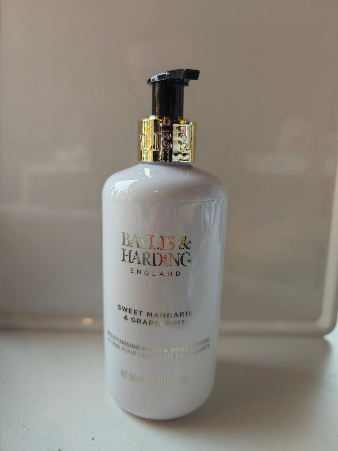 Baylis & Harding , " Sweet Mandarine & Grapefruit "Body Lotion