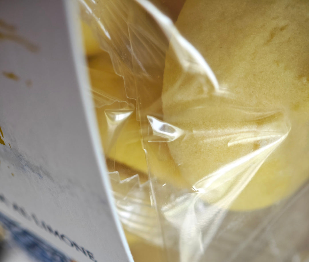 Sizilianisches Feingebäck mit Zitronencreme