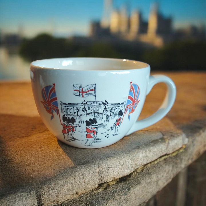 Cath Kidston Teetasse aus der Coronation and Commemoration Serie
