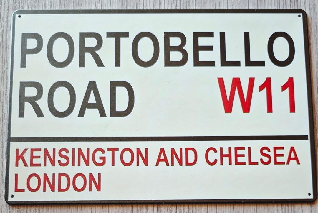 Blechschild im Stil britischer Straßenschilder  " Portobello Road"