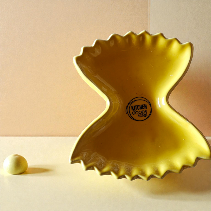 Antipasti Teller in Form einer "Farfalle"- Nudel