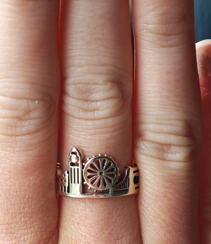 Ring "London Skyline". Modeschmuck