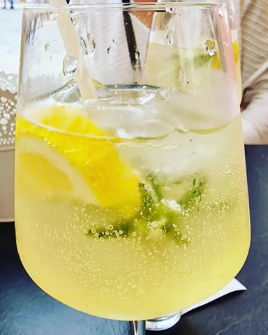 Rezepte Italien: Limoncello selber