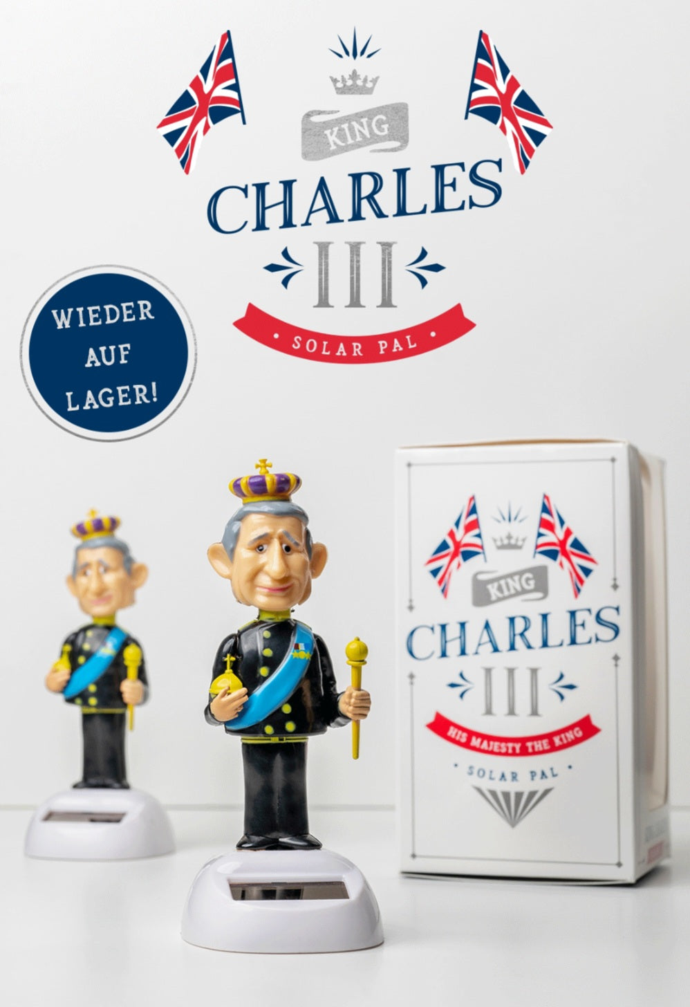 King Charles III: Solar Wackel -Figur – British Moments / Fernweh