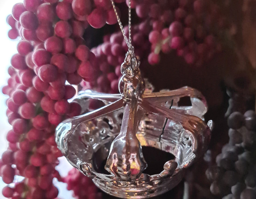  Anhänger / Ornament Krone - British Moments