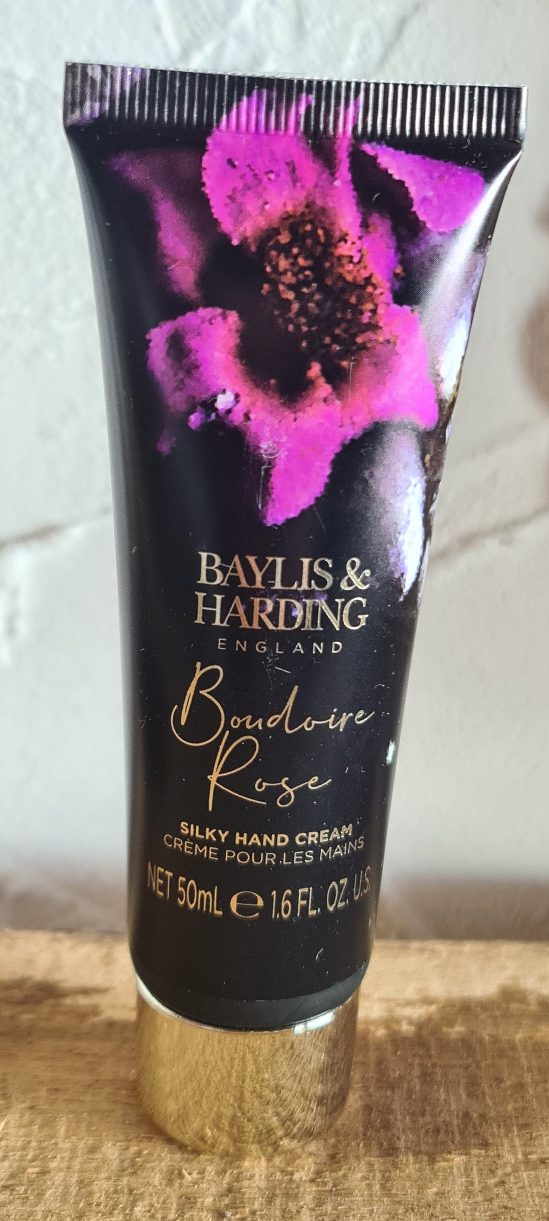 Baylis & Harding "Boudoire Collection" Handcreme mit Rosenduft , 50 ml , Motiv 1 - British Moments / Fernweh-Kaufhaus