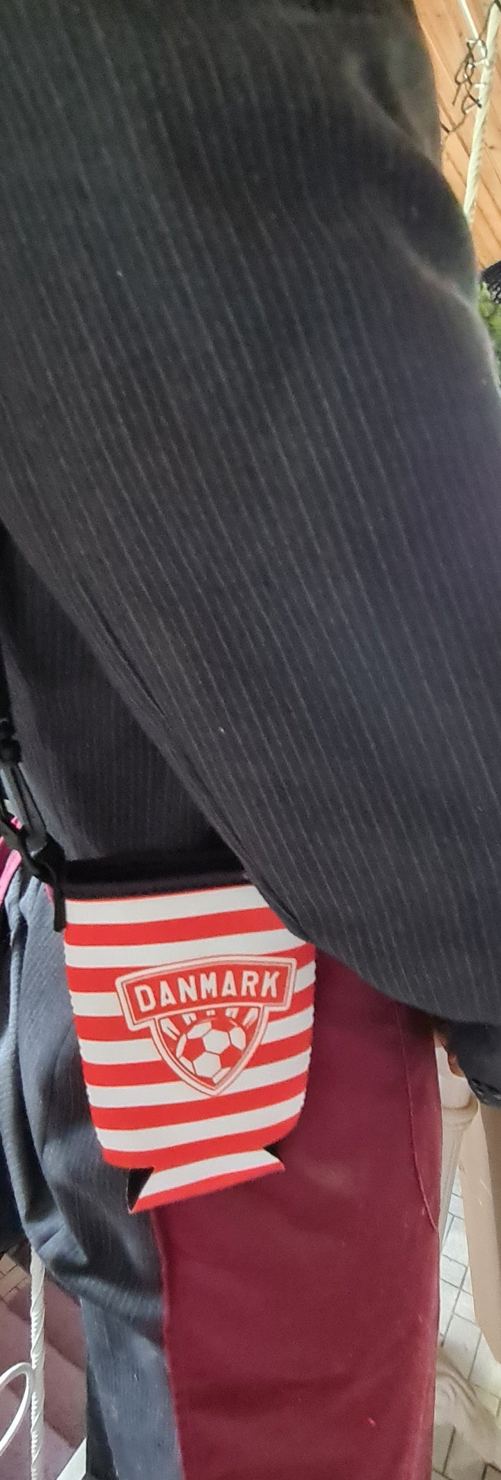 Becher- oder Getränkedosenhalter mit Dänemark Flagge. Nicht nur zum Fussball schön. - British Moments / Fernweh-Kaufhaus