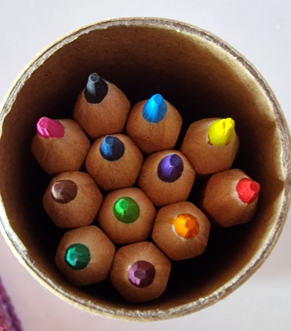 Bleistiftdose mit 12 Buntstiften Union Jack Design und Schriftzug " LONDON"