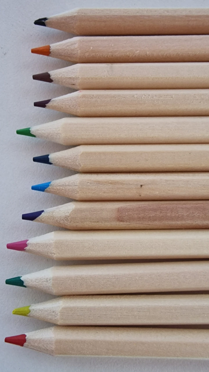 Bleistiftdose mit 12 Buntstiften Union Jack Design und Schriftzug " LONDON"