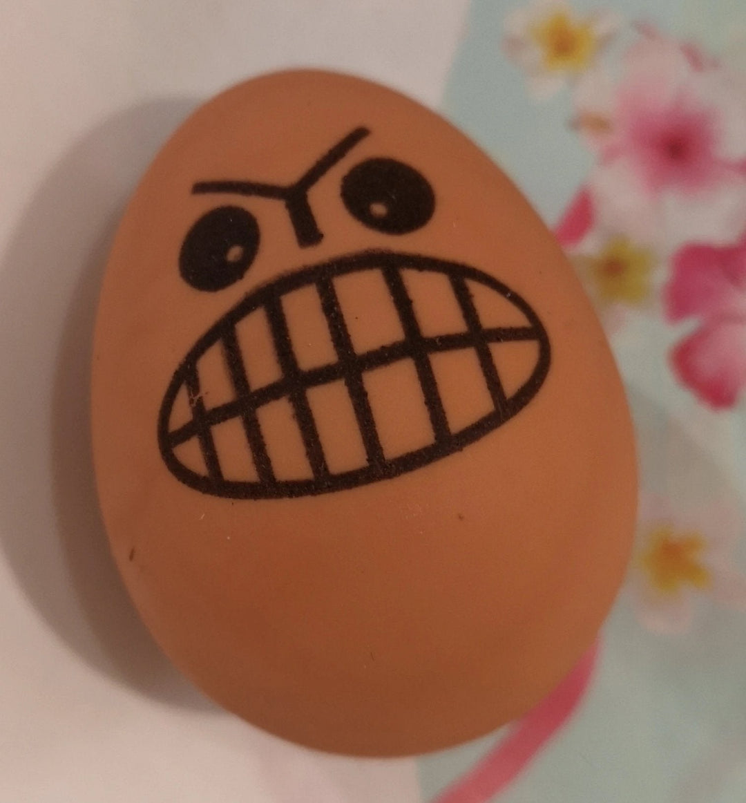 "Bouncing Egg", Hüpfendes Ei - der Spaß zum Frühstück - British Moments