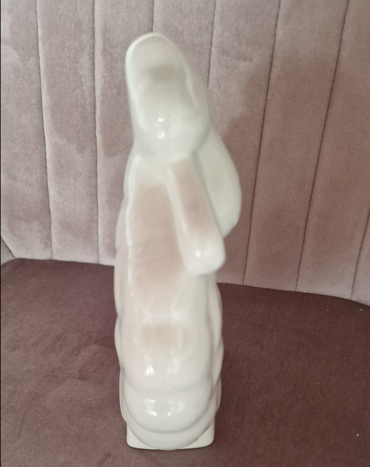 Deko Figur "Schaf" , weiß,  stehend ( ca. 20 cm x15x3cm) Seitenansicht