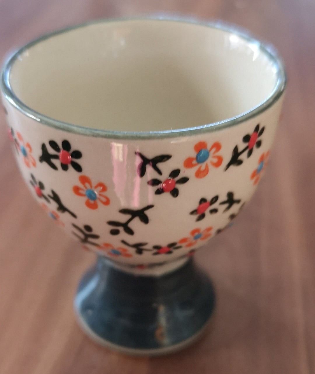 Eierbecher , beige mit Blümchen – British Moments / Fernweh-Kaufhaus