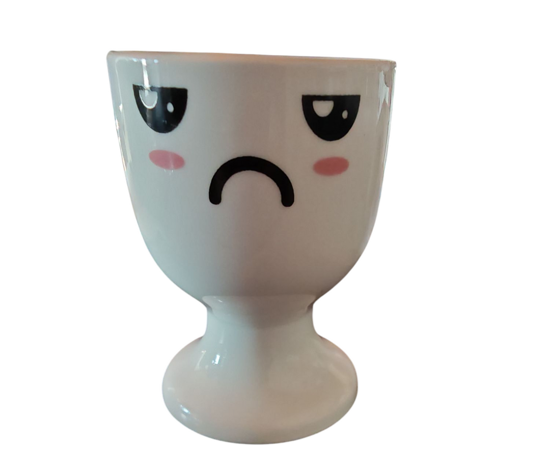 Eierbecher , weiß mit 2 Gesichtern "gut gelaunt / Morgenmuffel"