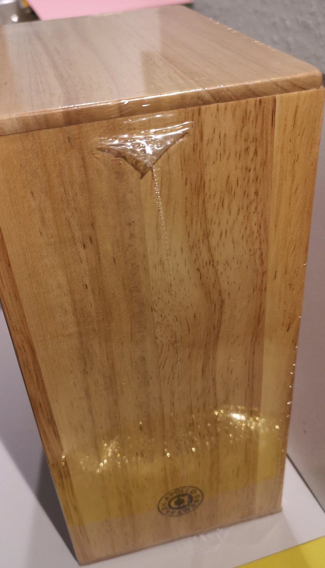 Eierschrank aus Holz in Hühnerstall-Optik (Egg-cabinet) - British Moments