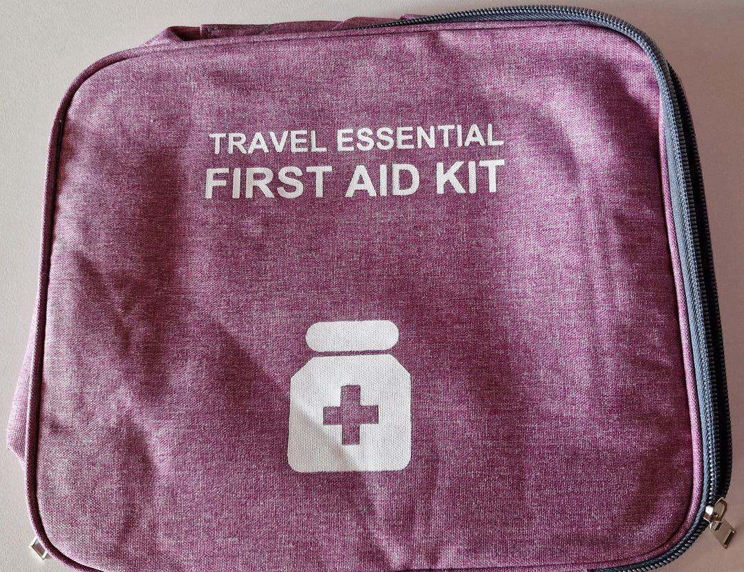 Erste Hilfe Tasche für die Reise ( ohne Inhalt ), lila