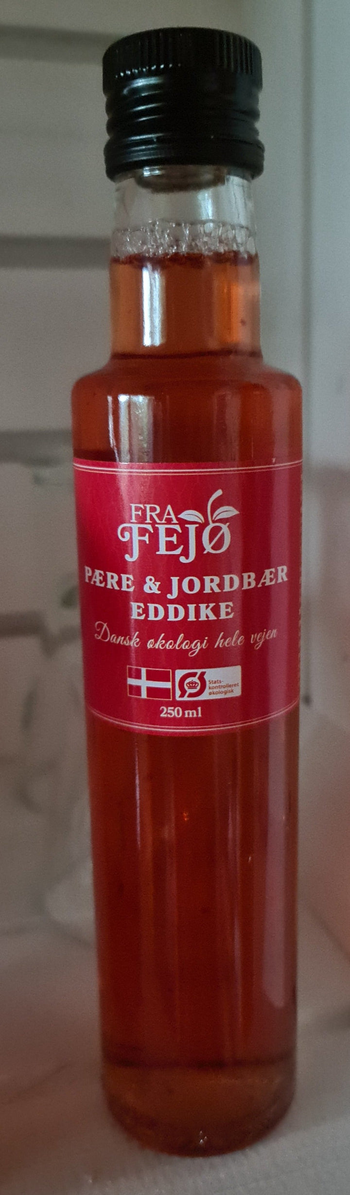 FRA FEJO Bio Apfel-und Erdbeer-Essig , 250 ml Flasche - British Moments / Fernweh-Kaufhaus