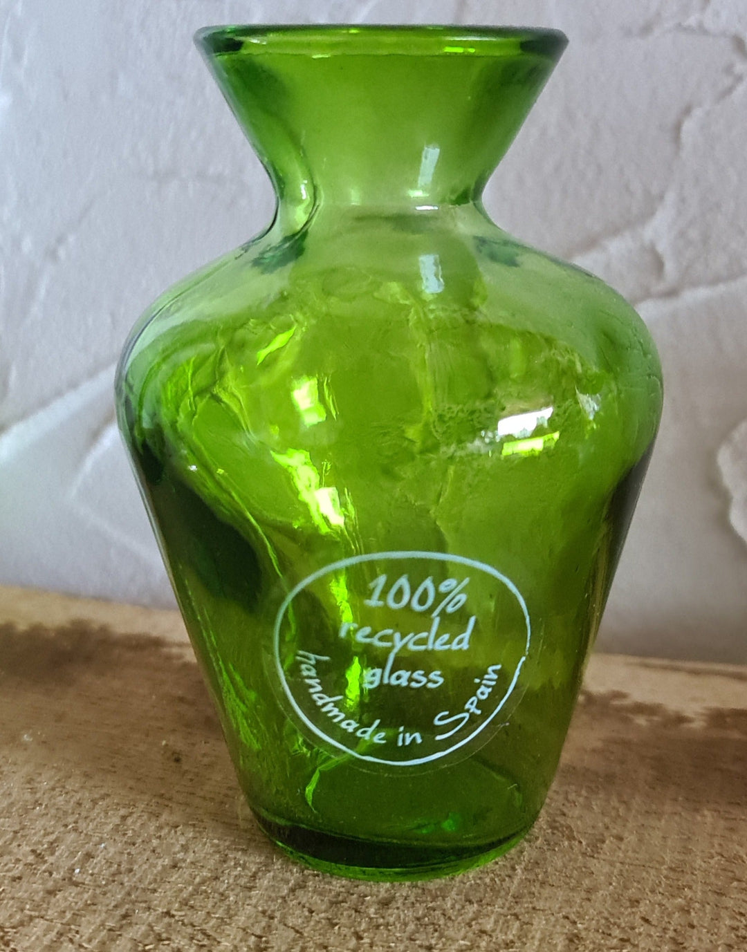 Glasvase aus 100% recyceltem Glas, Handarbeit aus Spanien, grün, Modell 3 - British Moments / Fernweh-Kaufhaus