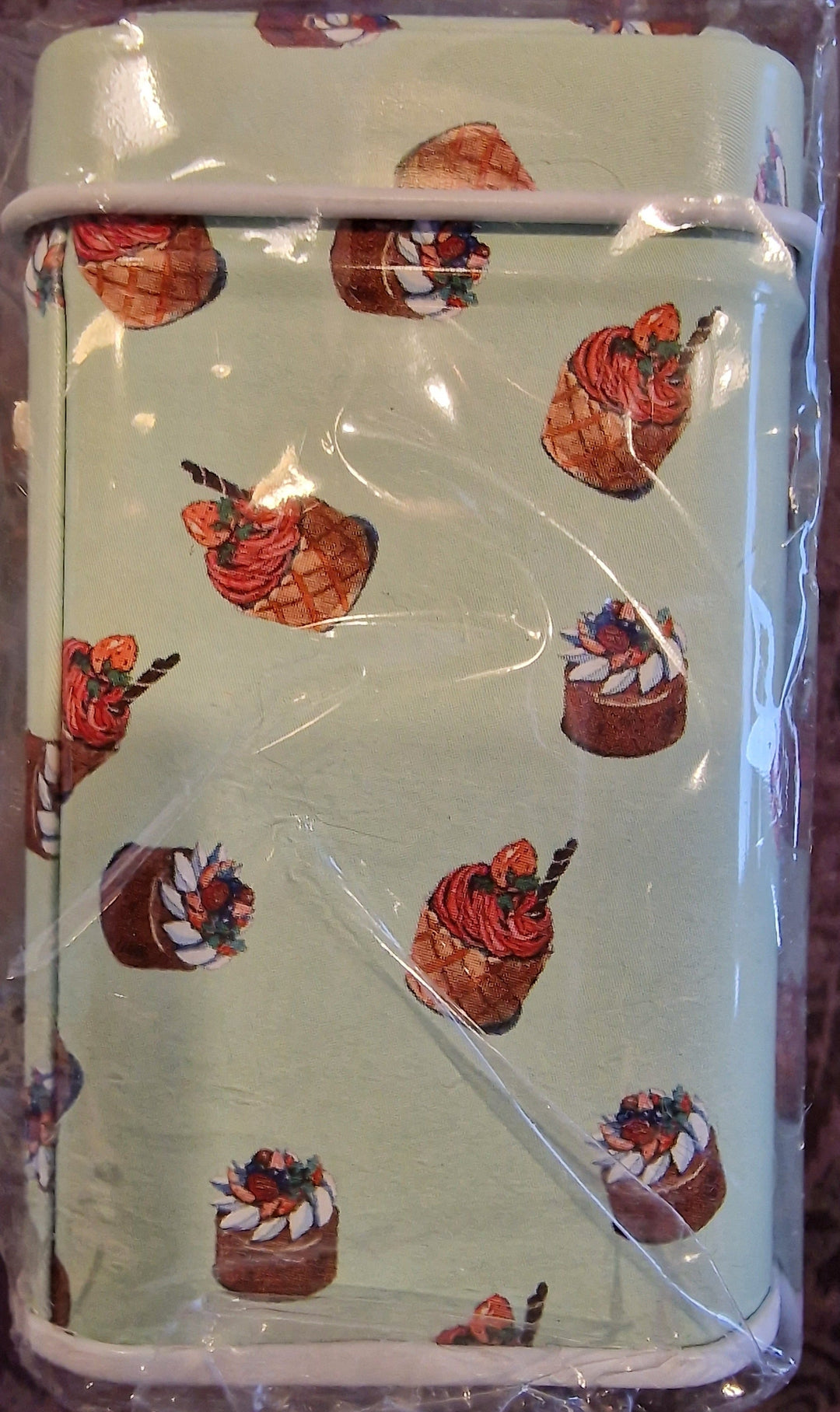 Hübsche Mini-Blechdose mit Deckel "cupcakes hellgrün"