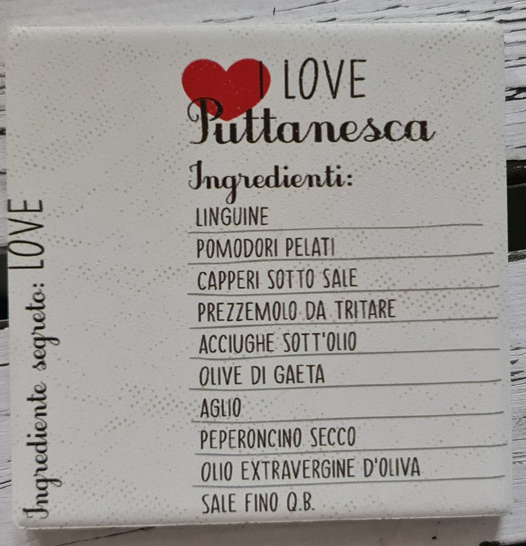 Keramik  Untersetzer mit  Aufdruck "Puttanesca - Rezept" ,  1 Stück - British Moments / Fernweh-Kaufhaus