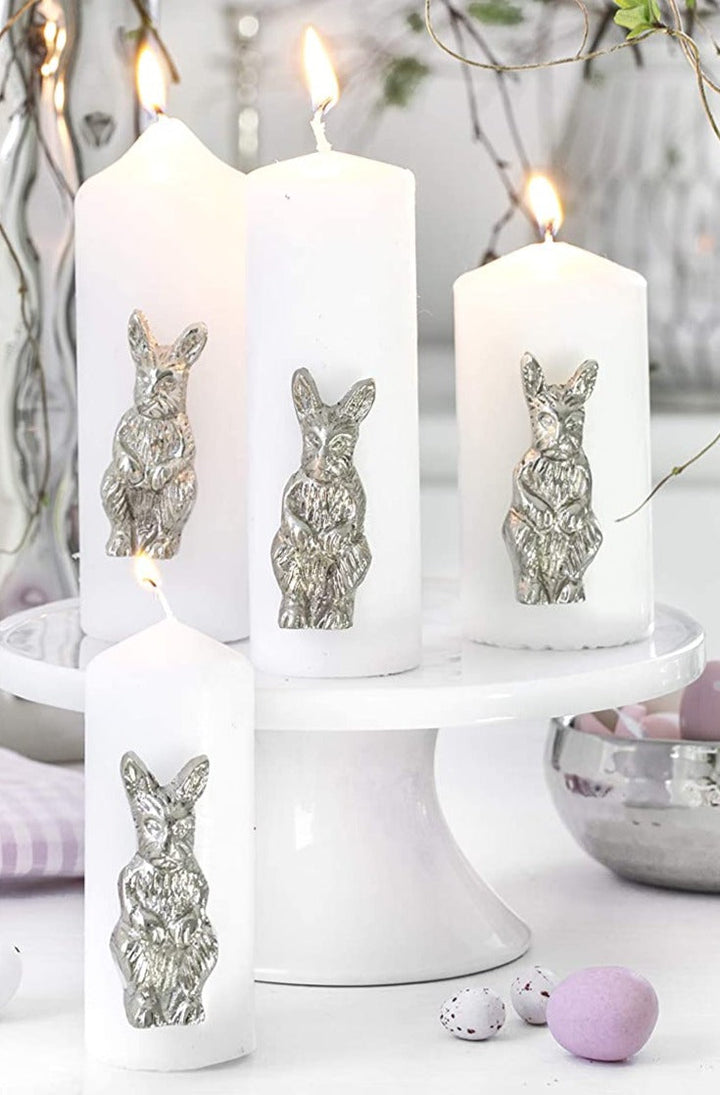 Kerzenpin  / Kerzenbrosche "Hase" , Aluminium vernickelt, Höhe 5 cm, Osterdeko++++COMING SOON* - British Moments