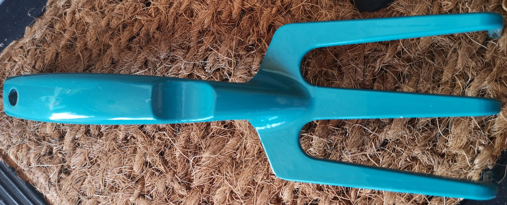 Kleine Gartenharke, Metall, grün. Schwere, stabile Qualität - British Moments