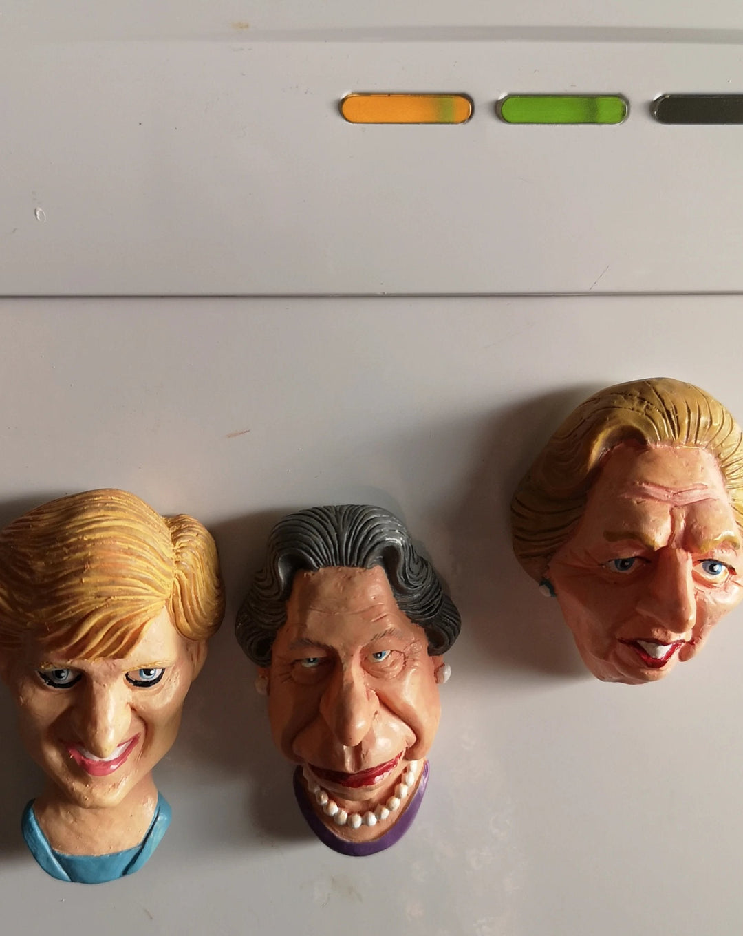 Lady Diana Karrikatur, Saugnapf, Spaß-Deko - British Moments