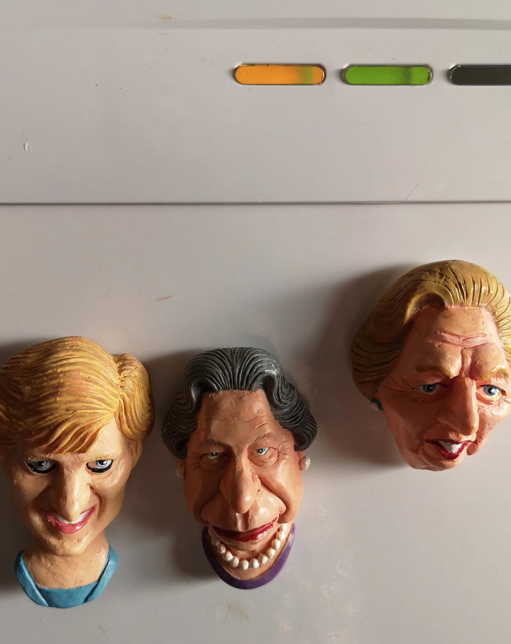 Lady Diana Karrikatur, Saugnapf, Spaß-Deko - British Moments