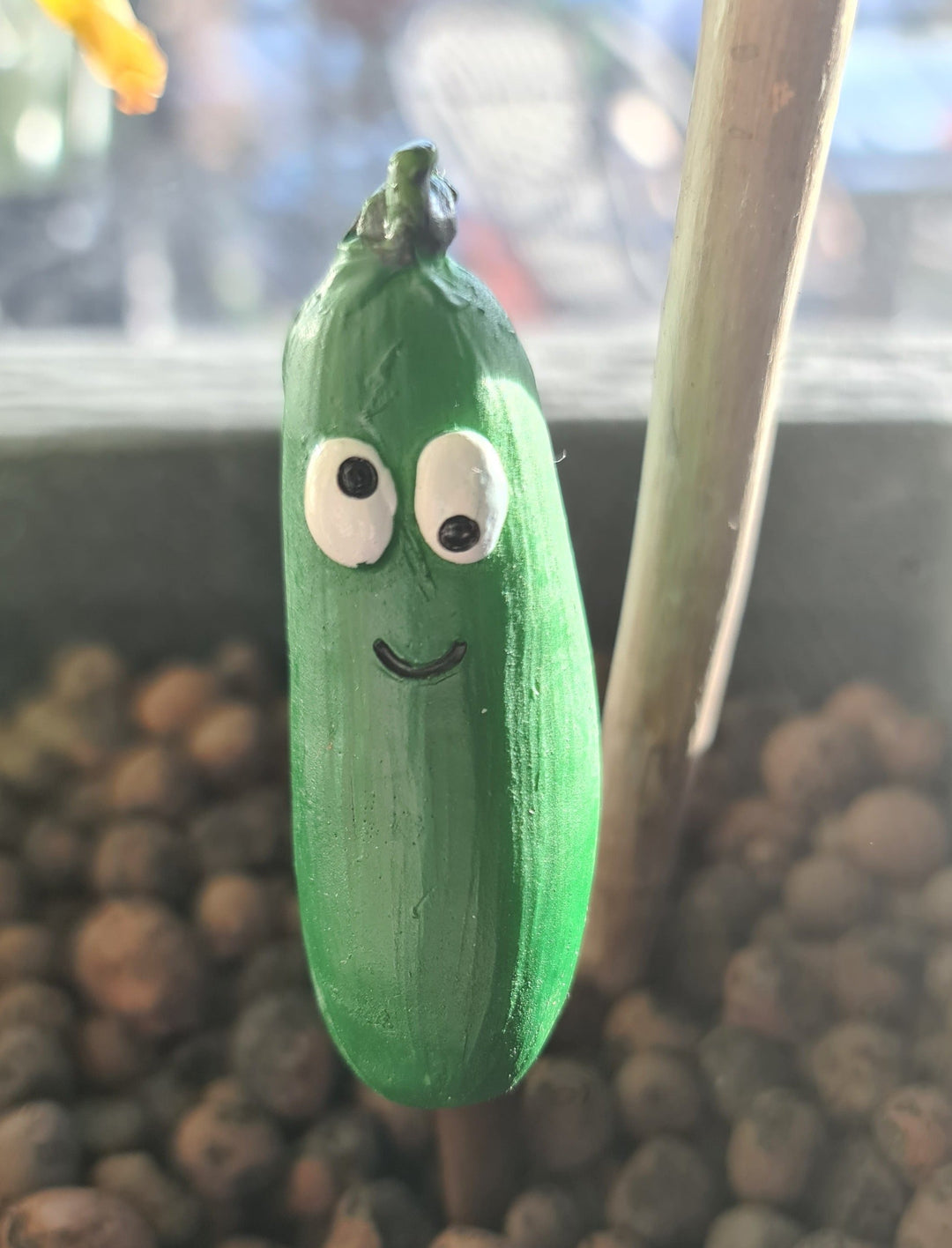 Lustiger Deko-Stecker für Gemüsebeet oder Topf, Motiv  " Gurke ", ca .15 cm - British Moments