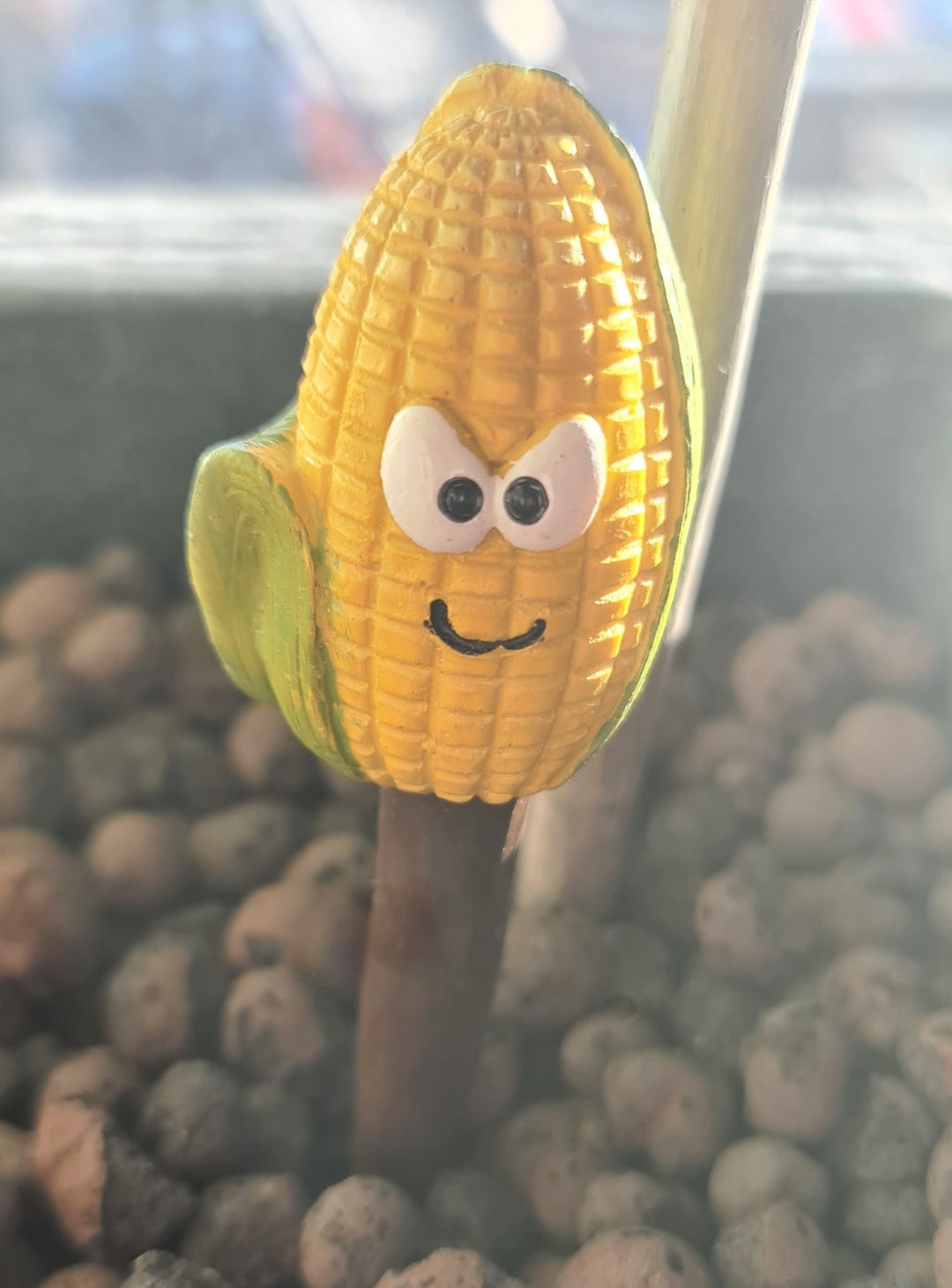 Lustiger Deko-Stecker für Gemüsebeet oder Topf, Motiv  " Mais ", ca .15 cm - British Moments