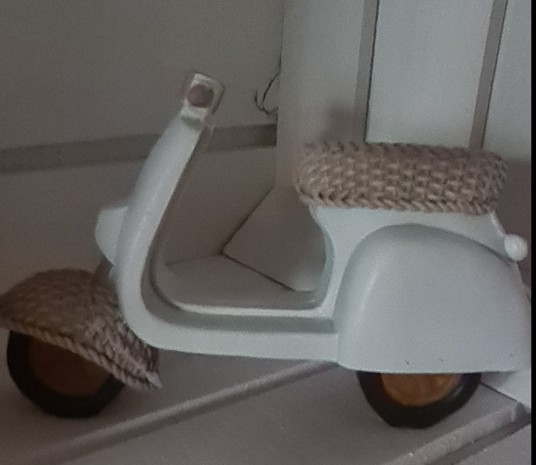 Motorroller. Aufstell-Deko - British Moments / Fernweh-Kaufhaus