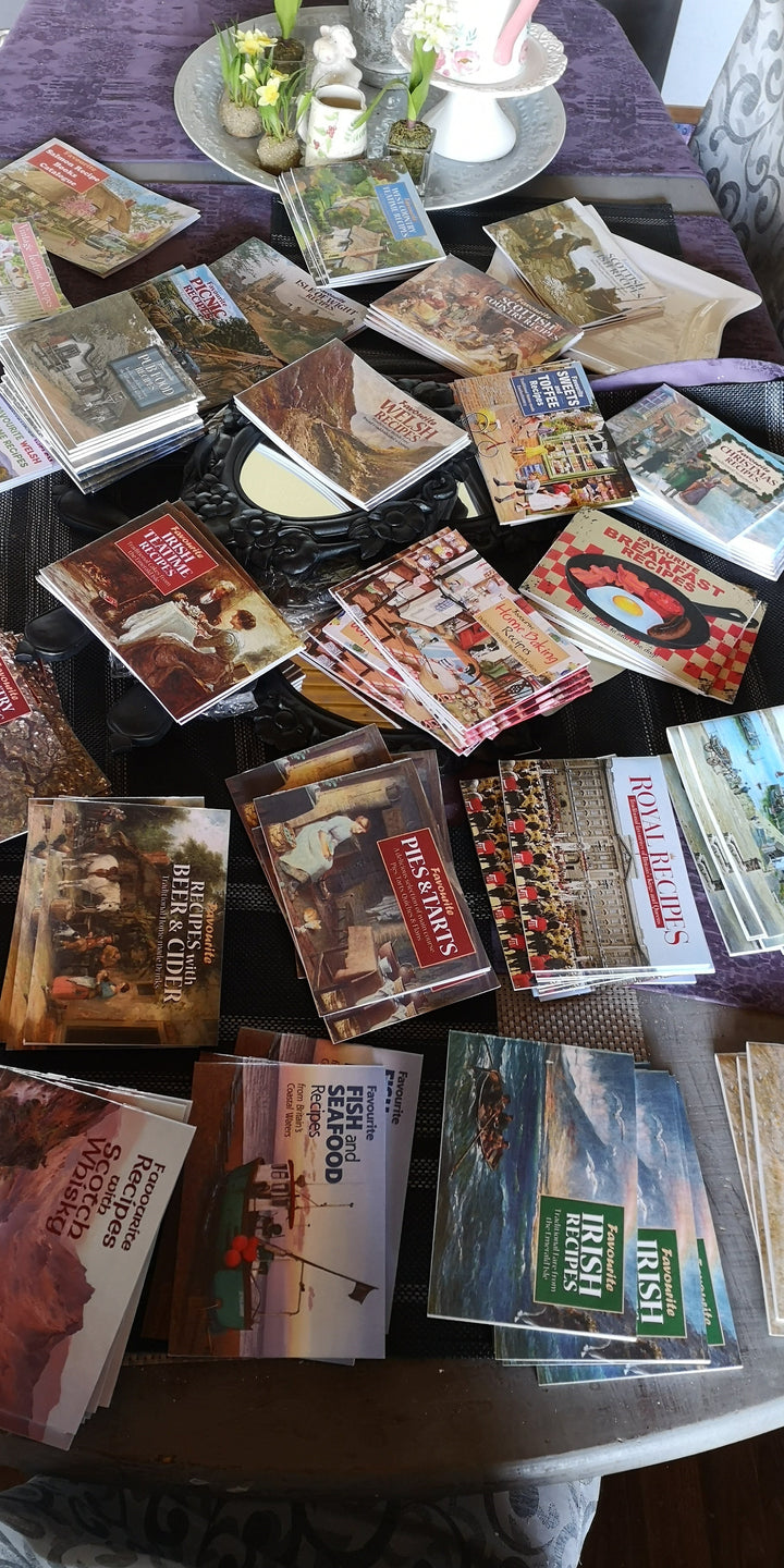 RECIPE BOOKS " Favourite English Recipes "  (englischsprachig, neu) - British Moments