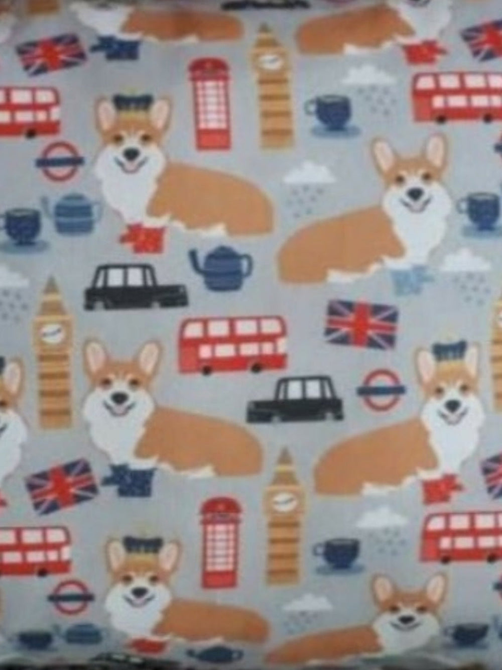 "Corgis & Co "  Kissen /Reisekissen/Nackenkissen  , grau Handarbeit - British Moments / Fernweh-Kaufhaus