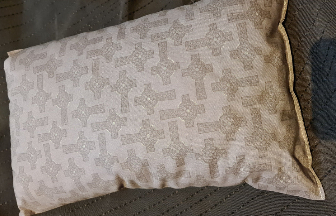 Reisekissen Motiv " Celtic Cross" , grau Größe 35cm  x 22 cm, Handarbeit - British Moments