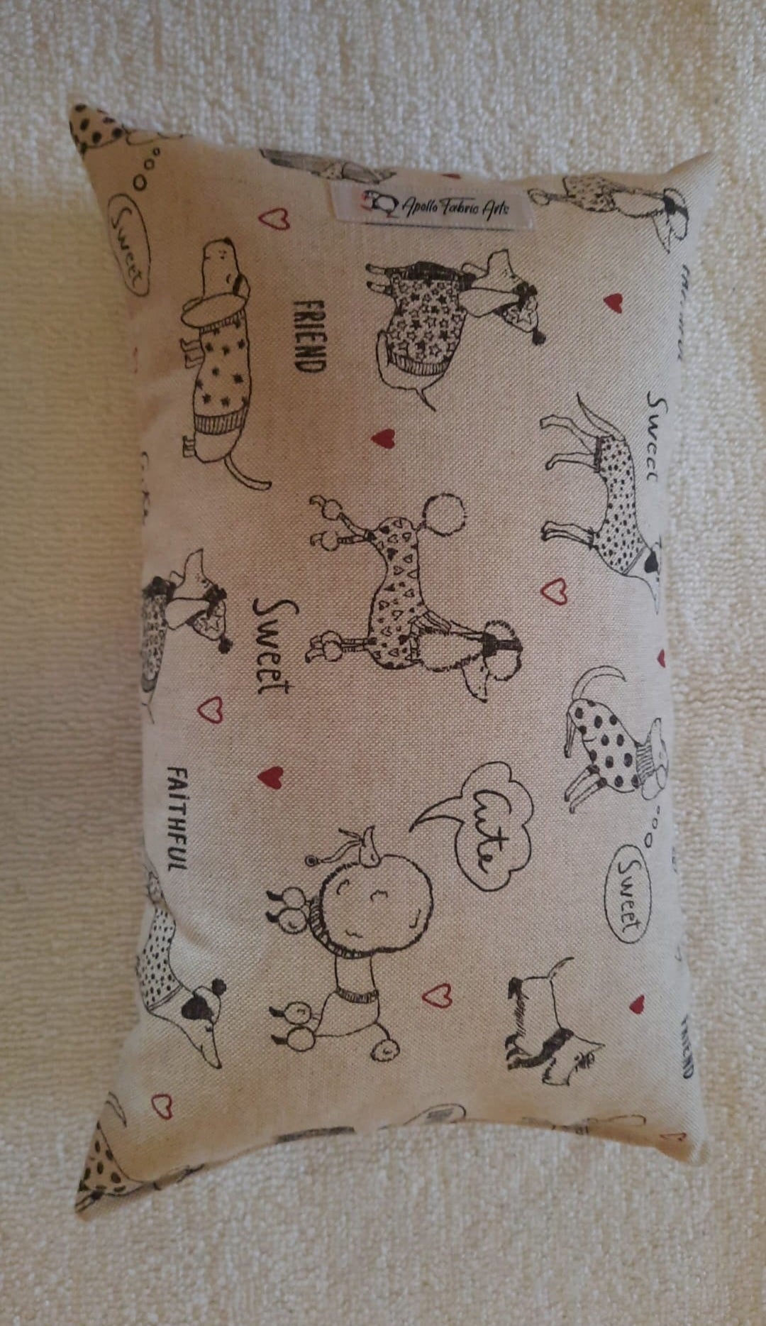 Kissen / Reisekissen Motiv "Dog-Ladies" , Handarbeit mit süßen Hundemotiven