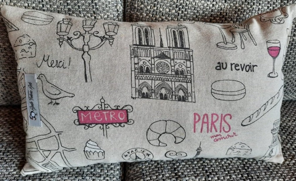Reisekissen Motiv "Paris" Größe 35cm  x 22 cm, Handarbeit - British Moments