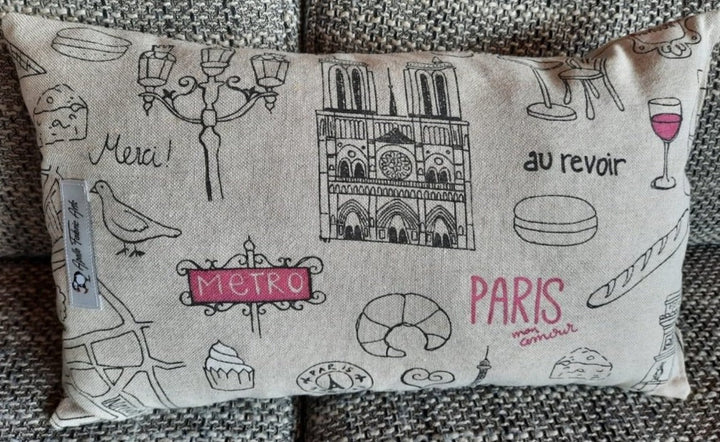 Reisekissen Motiv "Paris" Größe 35cm  x 22 cm, Handarbeit - British Moments