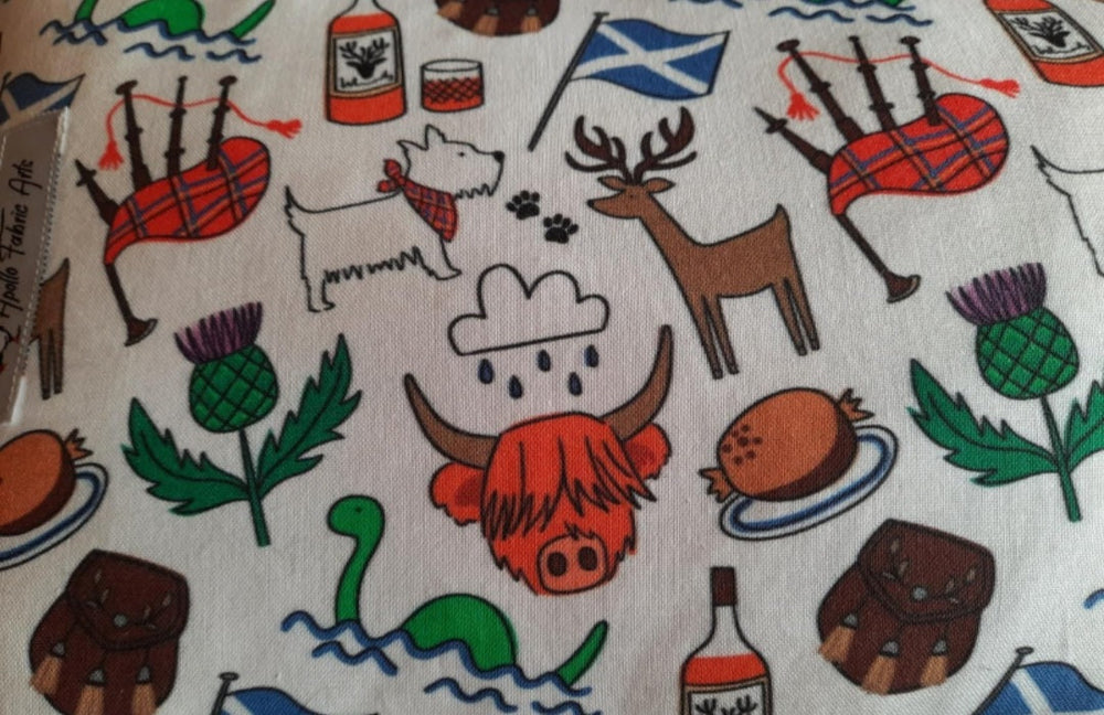 Reisekissen Motiv "Schottland Lifestyle ", weiß,Größe 35cm  x 22 cm, Handarbeit+++COMING SOON- AB 04.04.+++ - British Moments / Fernweh-Kaufhaus