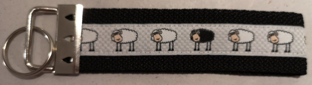 Schlüsselanhänger Motiv "Schafe  ",  by Apollo Fabric Arts - British Moments