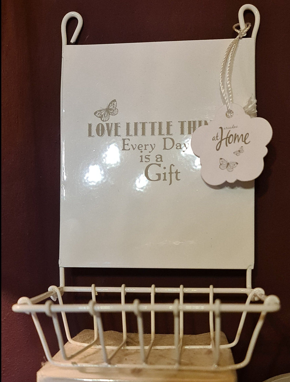 Seifenhalter- Körbchen  zum Aufhängen, Blech, weiß - British Moments / Fernweh-Kaufhaus