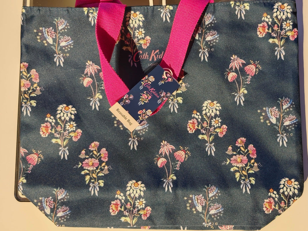 Shopper /Einkaufstasche im Blümchen Design, dunkelblau, designed by Cath Kidston